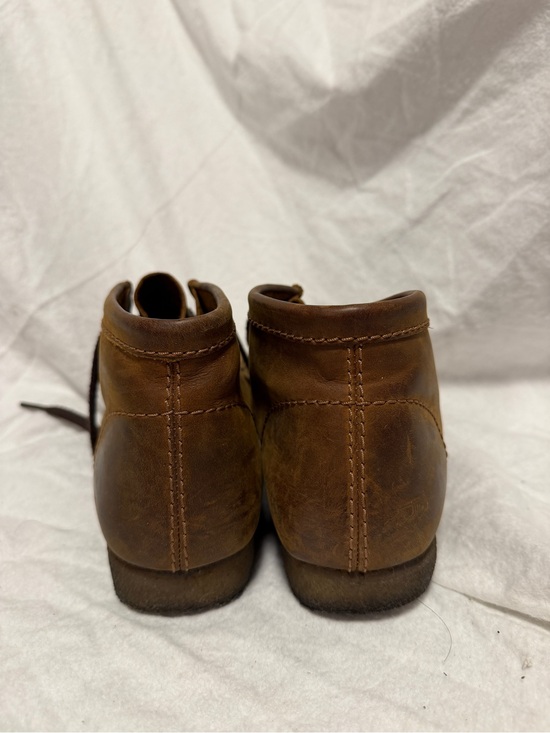 Men\'s Brown Leather Clarks Chukka Boots size 9.5